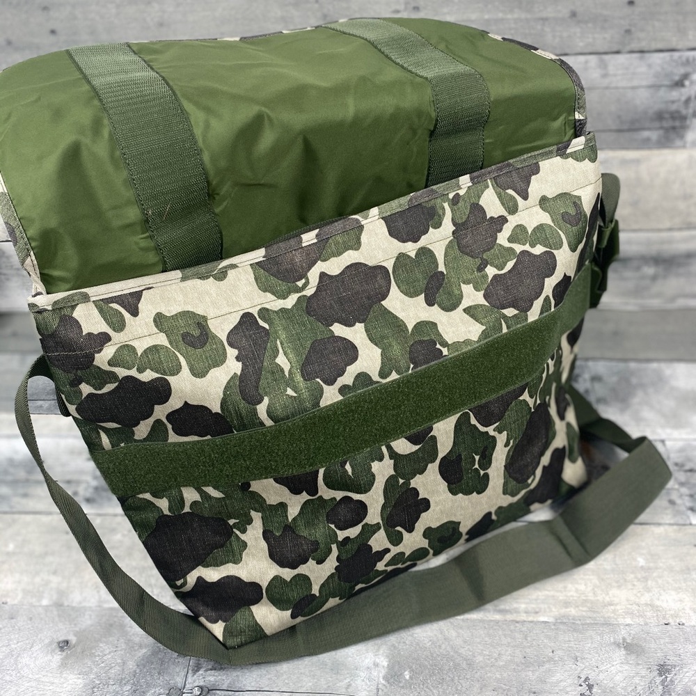 Herschel Camo messenger bag tote - Picture 5 of 7
